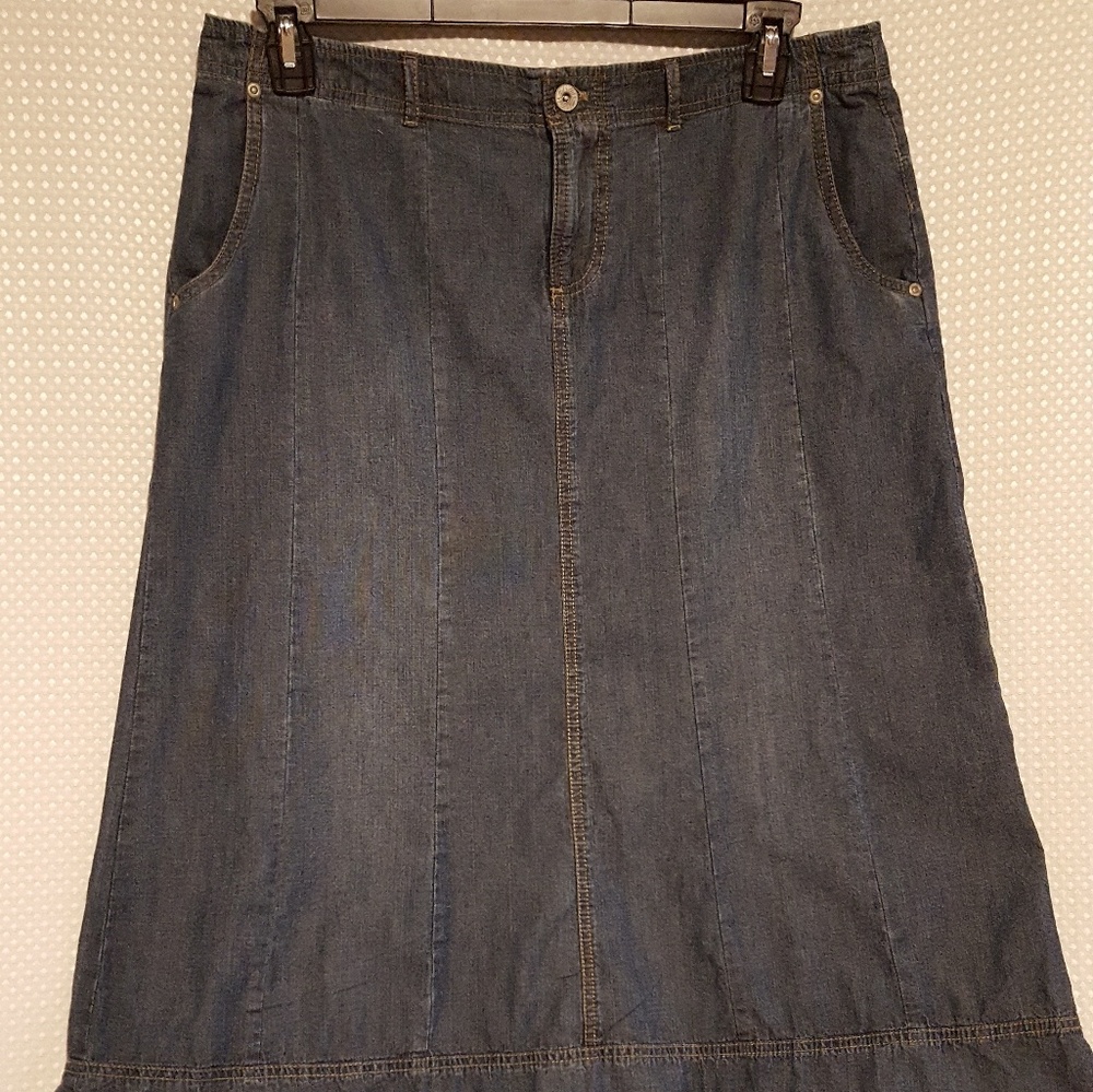 J. Jill Sz 12  fit + slight flare lightweight